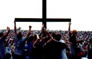 passion2000_raising_cross